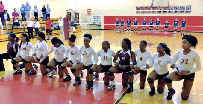 Tindley Accelerated School volleyball team kneels in protest, Oct 1.