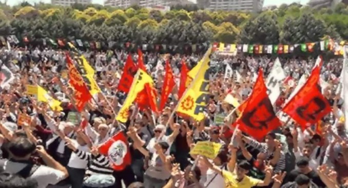 Peoples’ Democratic Party (HDP) held July 23 rally in Istanbul, saying ‘No to coups, democracy now.’