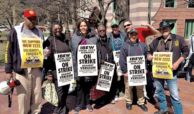 Team Solidarity school bus drivers with striking Verizon workers in Boston.WW photo: Steve Kirschbaum