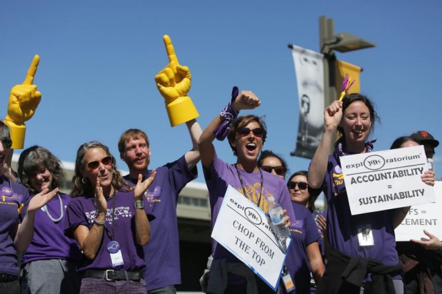 Union workers protest impending layoffs at the Exploratorium in San Francisco, Oct. 1.
