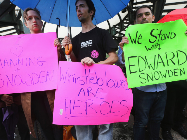 Activists Rally In New York In Support Of Edward Snowden